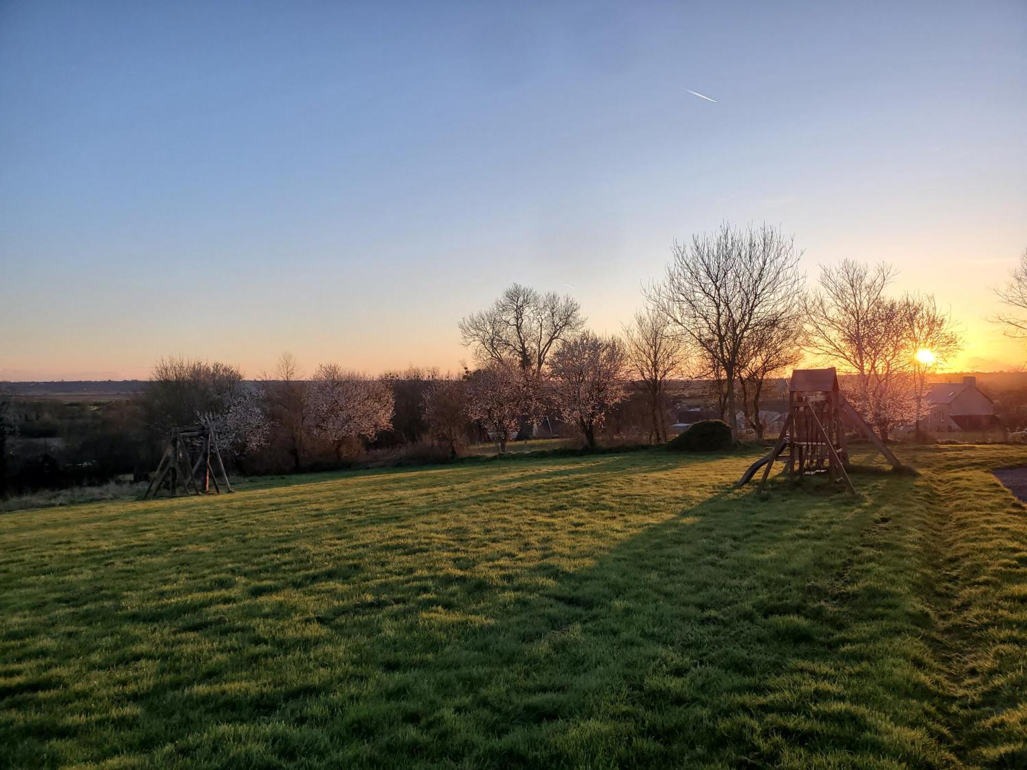 Le Clos Des Sources Isigny sur Mer Bagian luar foto